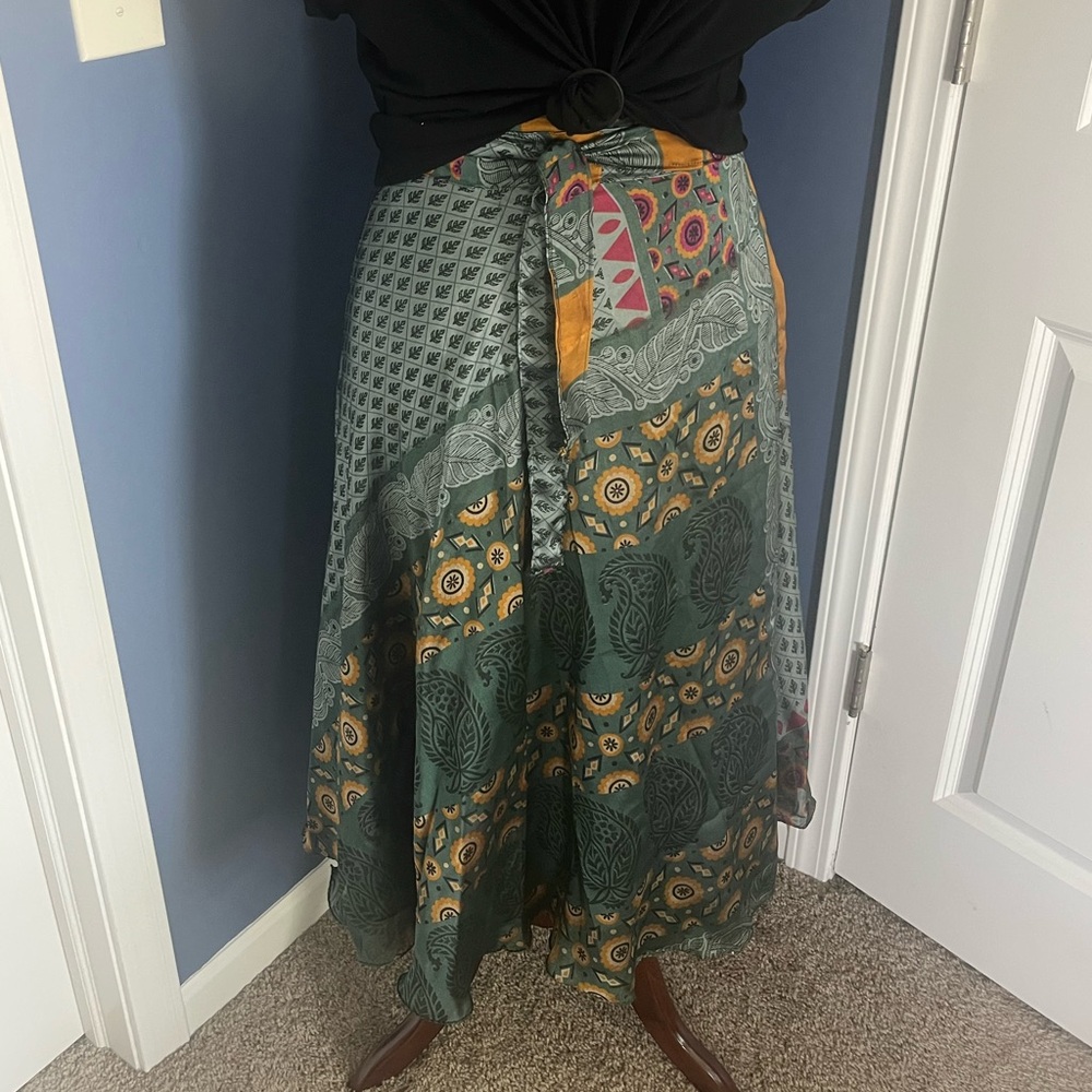 Rangeelaa Reversible Sari Wrap Skirt